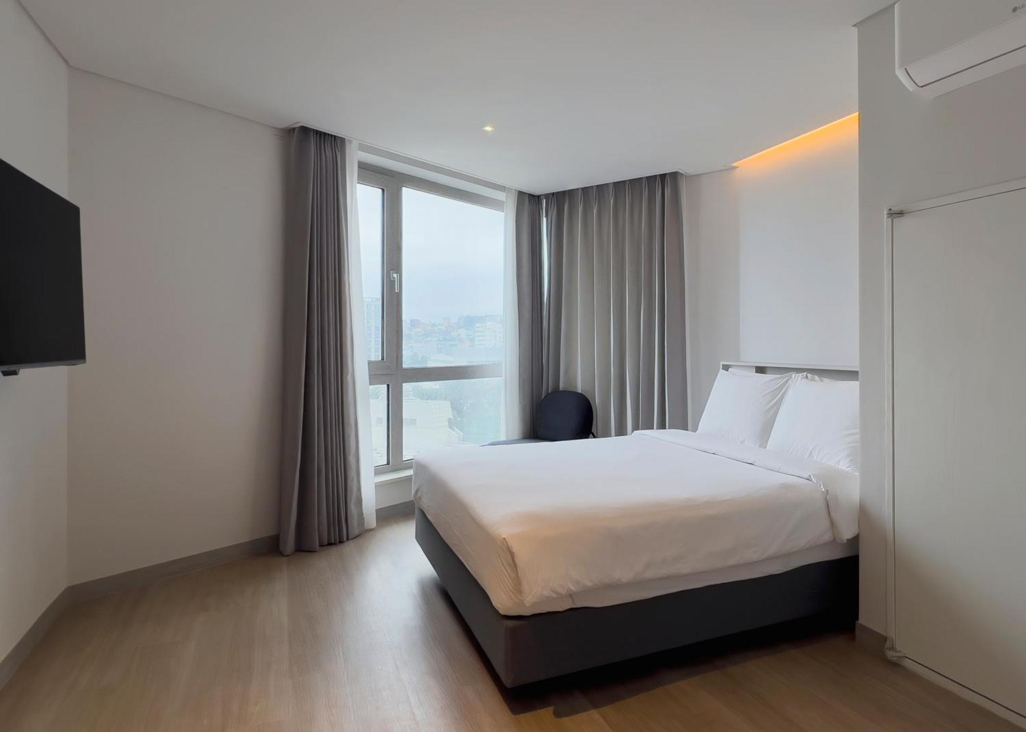 Ocean Suites Jeju Hotel Kültér fotó