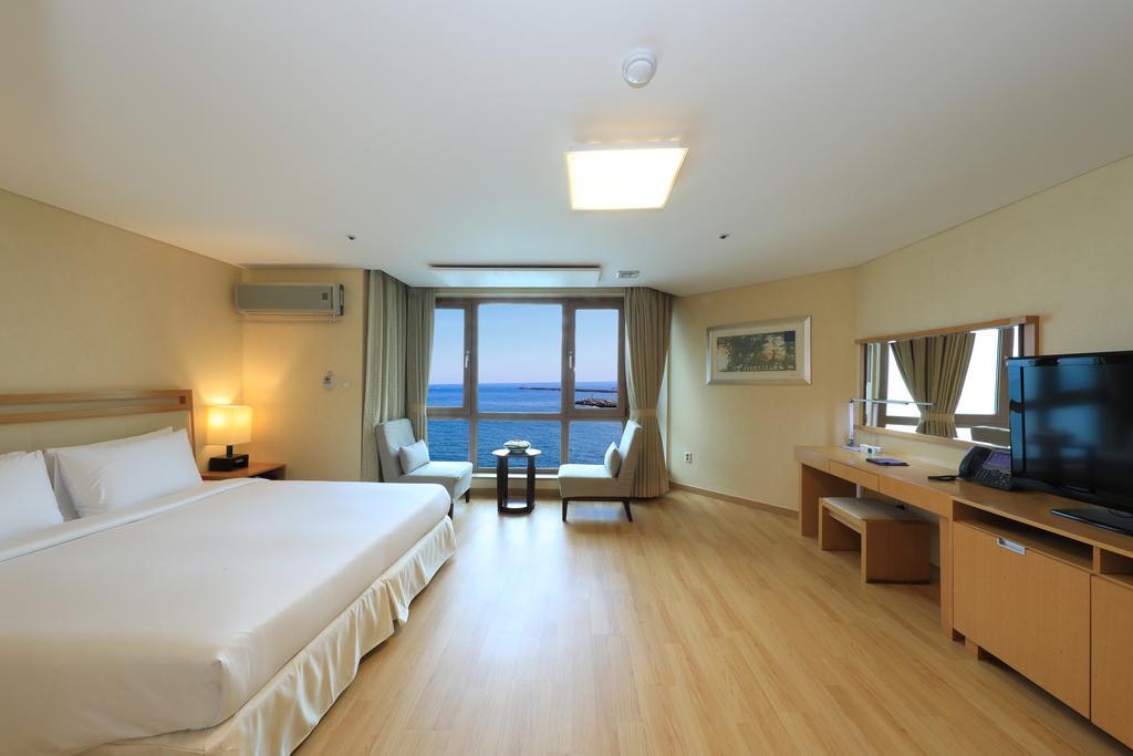 Ocean Suites Jeju Hotel Szoba fotó